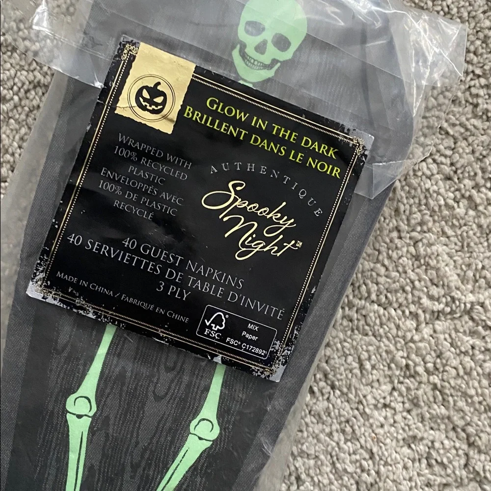 Glow in the Dark Skeleton‎ Halloween Party Cocktail Napkins
